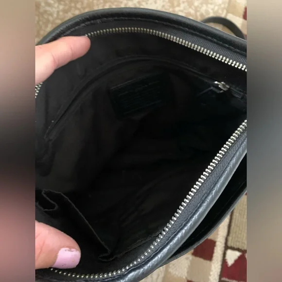 #4 Authentic Coach Purse - Picture 5 of 8